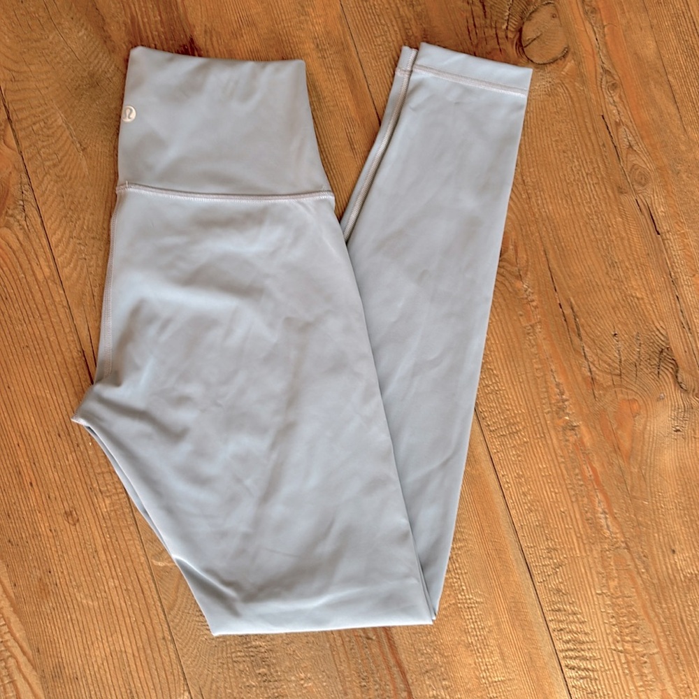 Lululemon leggings size 6 new no tags light grayish blue